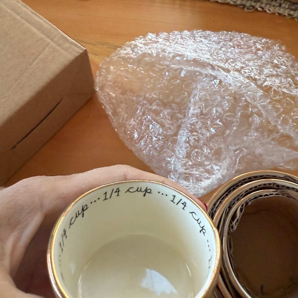 Cute Natural Life measuring cups glass.